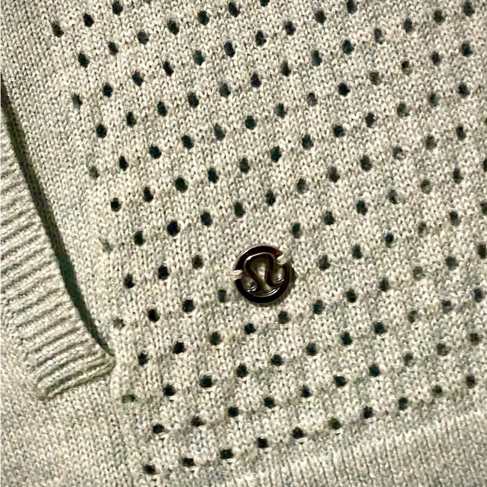 Lululemon Still Movement Wrap - Picture 7 of 8